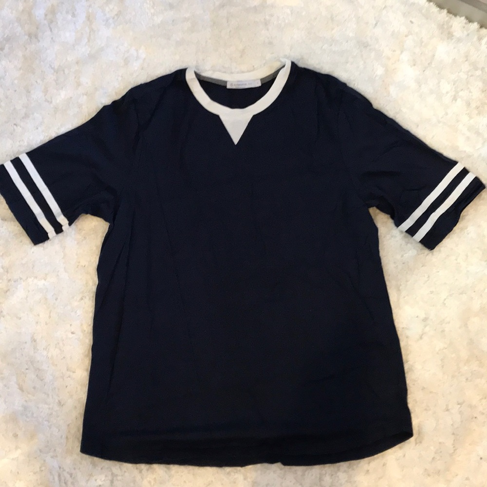 Alternative navy tee